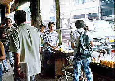 Vendors Sidewalk Sep2000